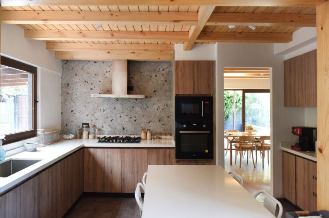 Casa Esquina Remodelada en Vitacura
